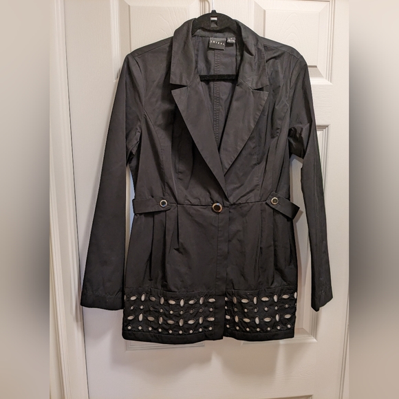 Tribal jacket - Picture 1 of 3